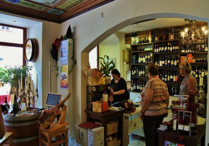 Bodega Andaluza - Wein & Tapasbar
